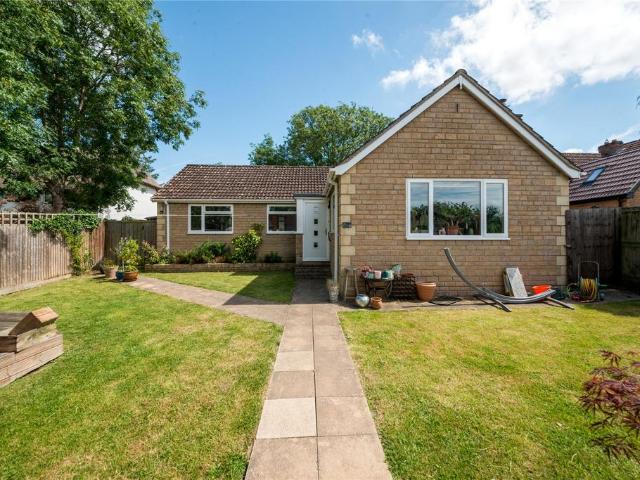 Bungalow for sale in Wiltshire