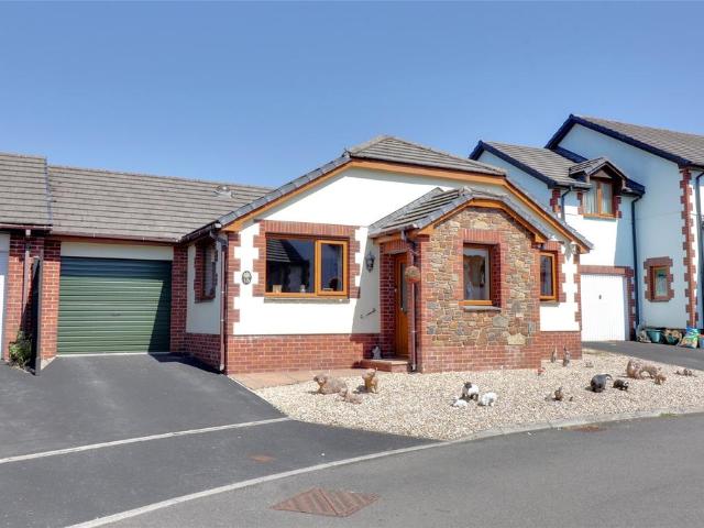 Bungalow for sale in Brandis Corner, Devon
