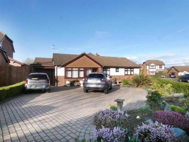Bungalow for sale in Huyton, Knowsley