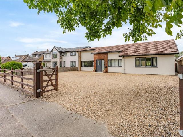 Bungalow for sale in Huntingdon, Cambridgeshire