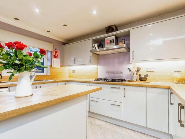 Bungalow for sale in Caterham on the Hill, Hillview
