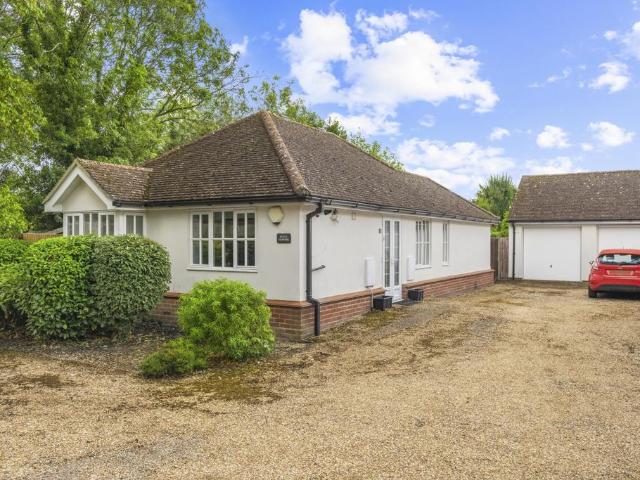 Bungalow for sale in Sawbridgeworth, Colliers End
