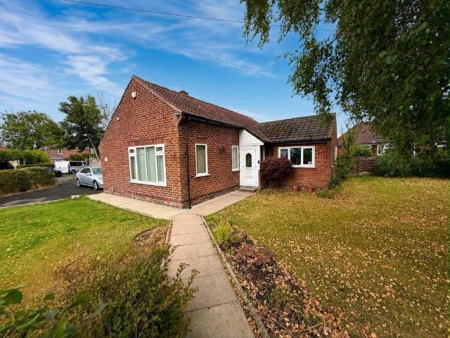 Bungalow for sale in Knutsford