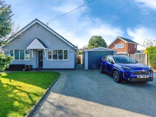 Bungalow for sale in Hatherton Junction, Great Chatwell