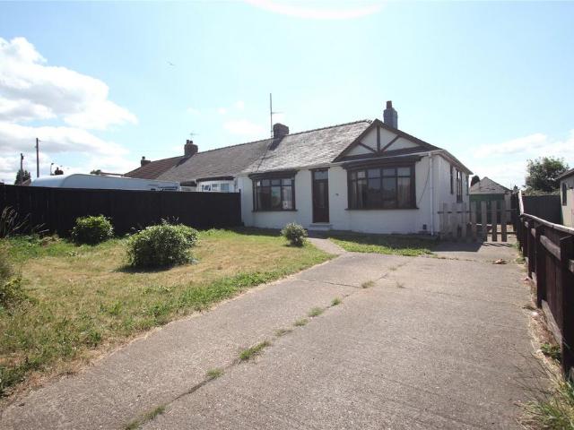 Bungalow for sale in Ormesby, Normanby