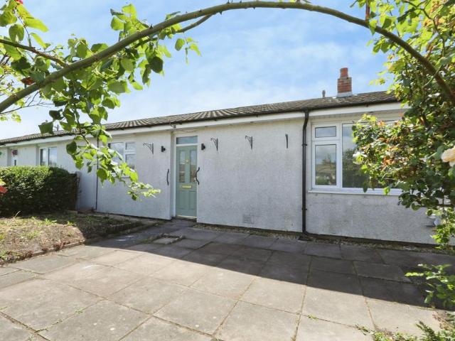 Bungalow for sale in Hammond Street