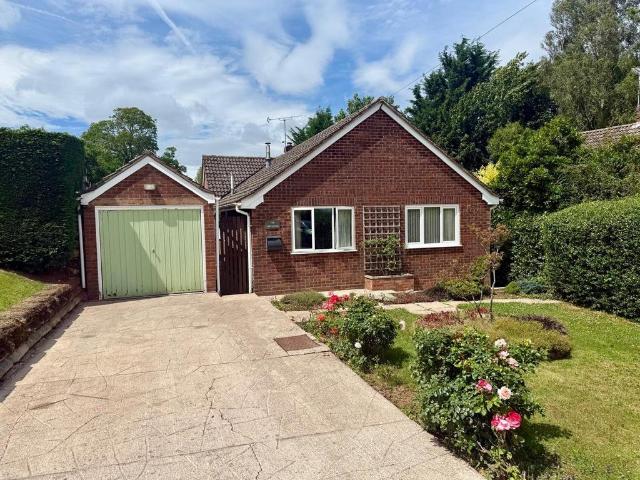 Bungalow for sale in Pencombe with Grendon Warren
