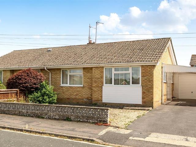 Bungalow for sale in Black Bourton, Oxfordshire