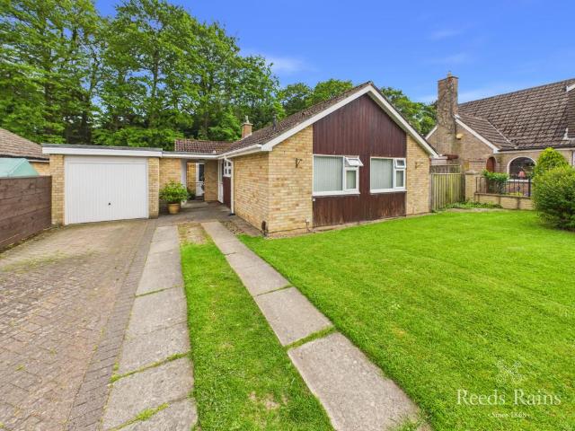 Bungalow for sale in Cleveland Park, Guisborough