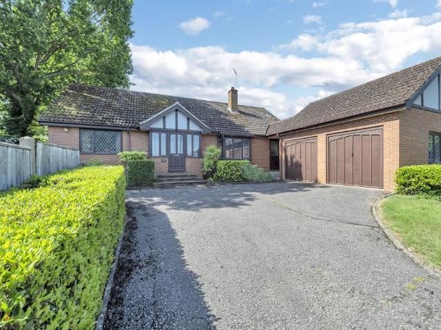 Bungalow for sale in Chedburgh, Suffolk