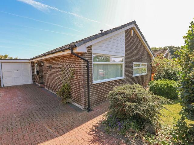 Bungalow for sale in Over Kellet, Bare