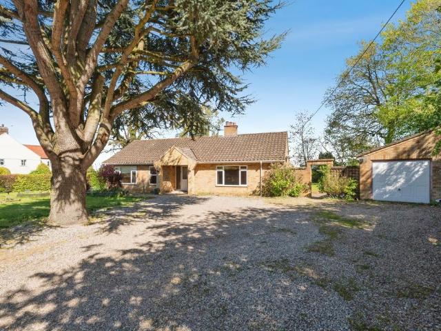 Bungalow for sale in Comers, Norfolk