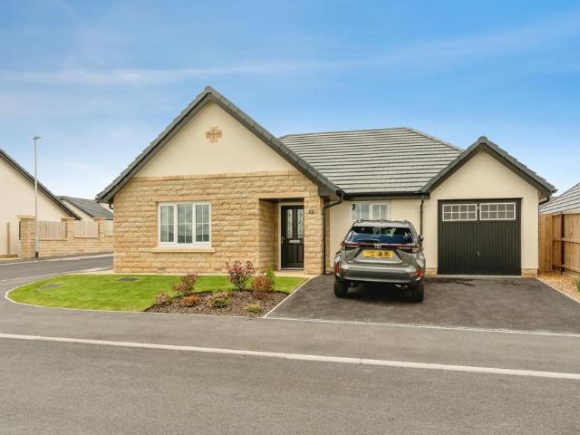Bungalow for sale in Worsthorne, Burnley