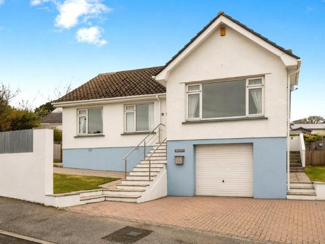 Bungalow for sale in Lanner, Cornwall