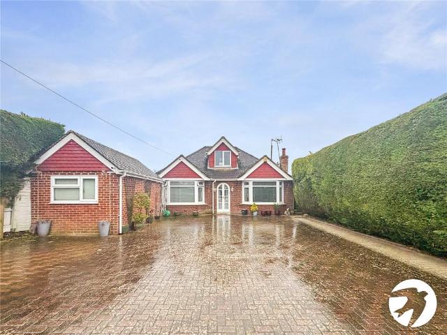 Bungalow for sale in Oad Street, Kent