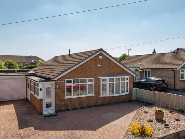 Bungalow for sale in Wollaton Vale, Haddon