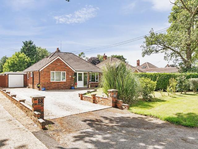 Bungalow for sale in Bolton Low Houses, Hampshire