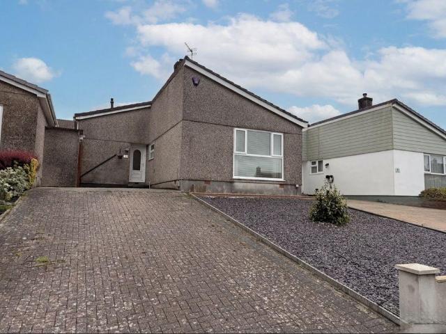 Bungalow for sale in Mount Wise