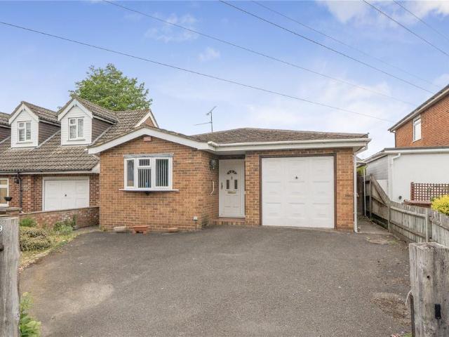 Bungalow for sale in Earley