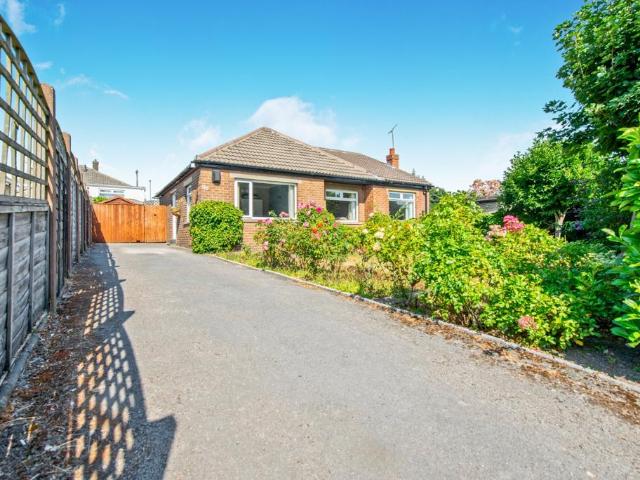 Bungalow for sale in Wrose, West Yorkshire
