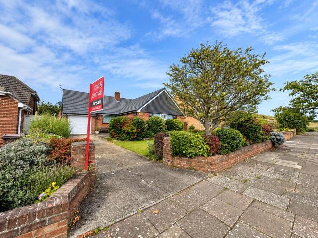 Bungalow for sale in Ainsdale, Sefton