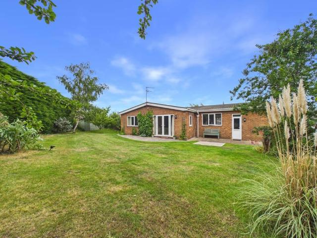 Bungalow for sale in North Ferriby, East Riding Of Yorkshire