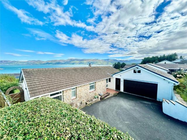 Bungalow for sale in Beaumaris