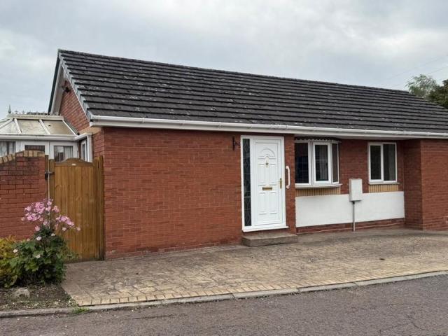 Bungalow for sale in City Fields, West Yorkshire