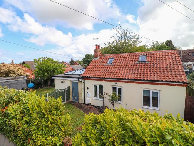 Bungalow for sale in Comers, Norfolk