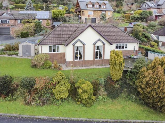 Bungalow for sale in Trehafren, Newtown