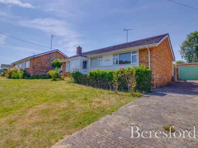 Bungalow for sale in Fordham Heath, Essex