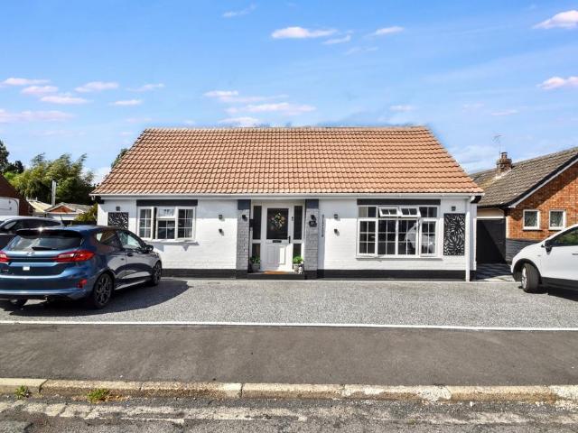 Bungalow for sale in Belleau, Lincolnshire