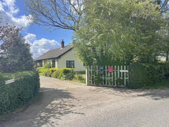 Bungalow for sale in Bedingfield, Suffolk