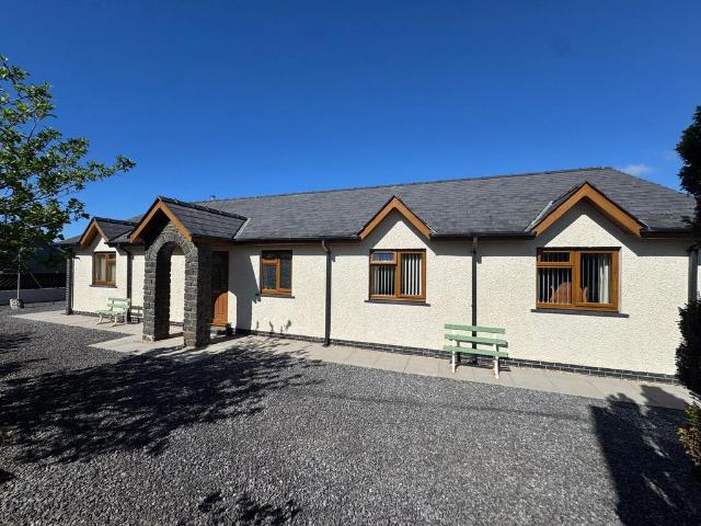 Bungalow for sale in Aberarth, Wales