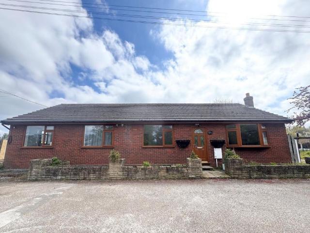 Bungalow for sale in Formby, Sefton