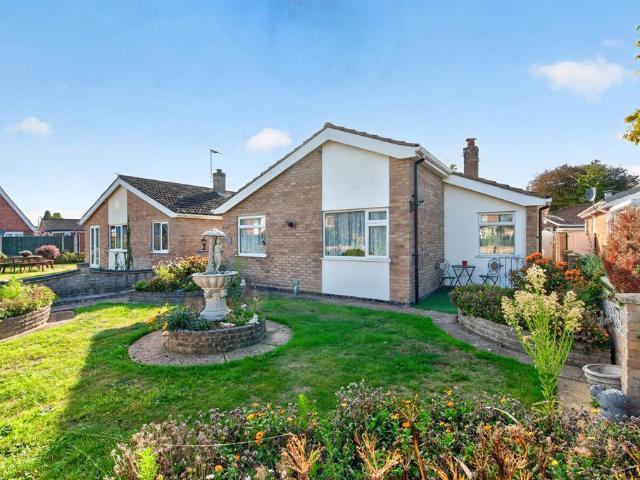 Bungalow for sale in Martham, Great Yarmouth