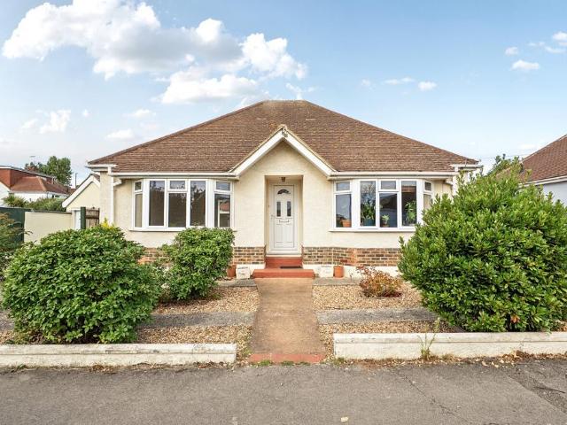 Bungalow for sale in Lancing, Adur