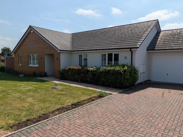 Bungalow for sale in Crookhill, Worcestershire
