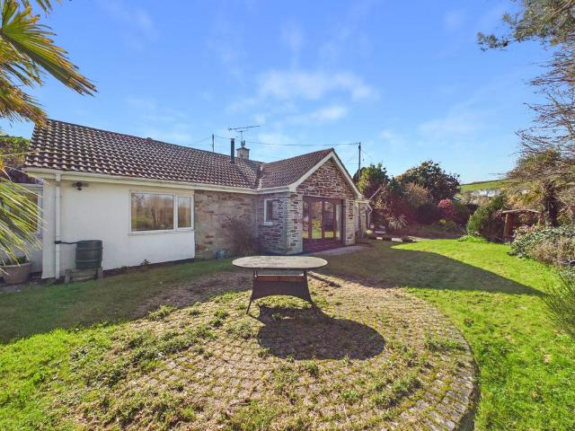 Bungalow for sale in Cornwall