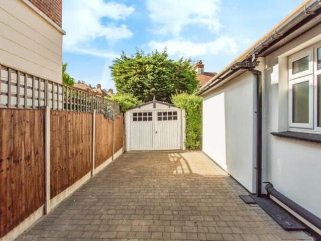 Bungalow for sale
