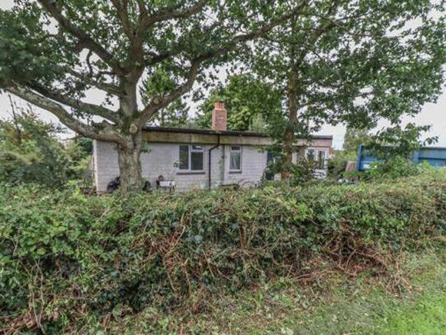 House for sale in Barton Stacey, Hampshire