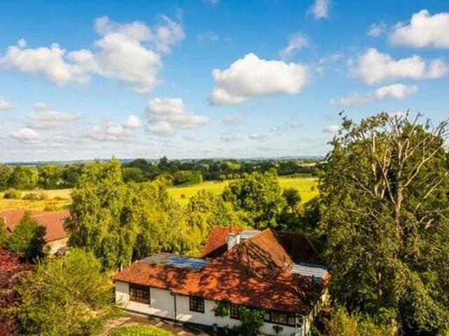 House for sale in Aylesbury, Buckinghamshire
