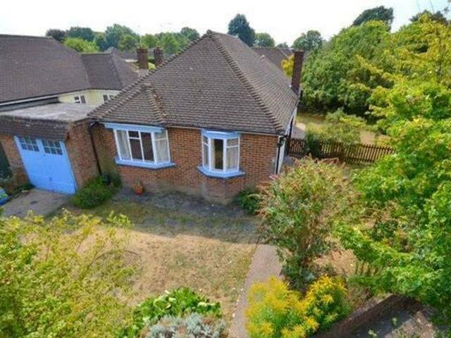 House for rent in Surrey, England