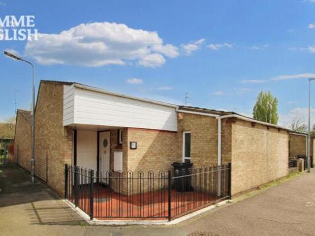 House for sale in Vange, Essex