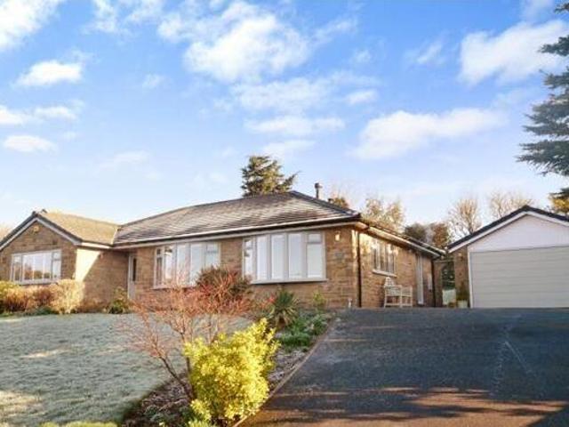 House for sale in Brookroyd, Batley