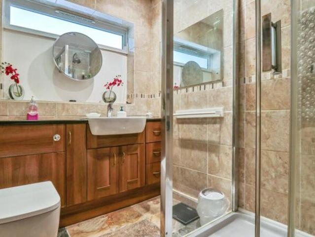 Bungalow for sale