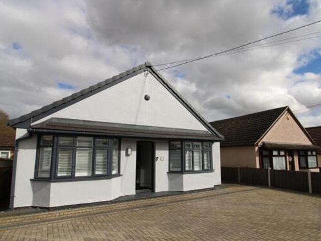 House for sale in Chipping Hill, Essex