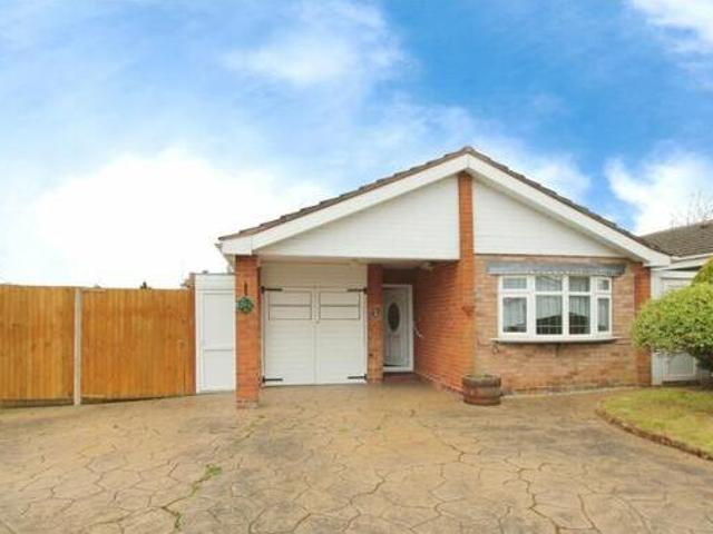 House for sale in Bromsgrove, Worcestershire