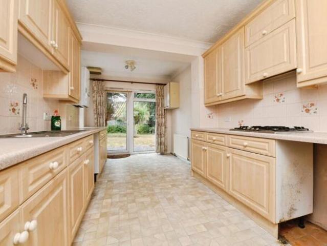 Bungalow for sale in Navestock Side