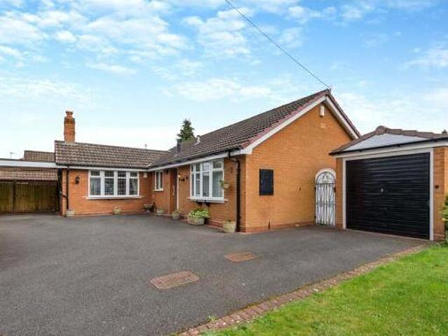 House for sale in Castlecroft, West Midlands
